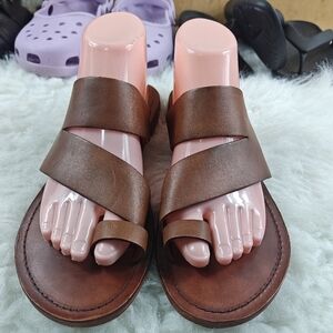 Free People Brown Abilene Toe Loop Sandals  Women’s Size 39 US 8.5